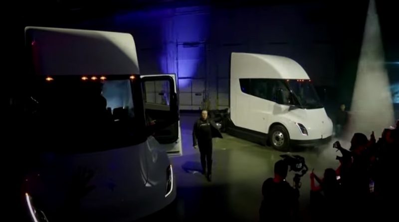 Isporučeni prvi Tesla električni kamioni (VIDEO)